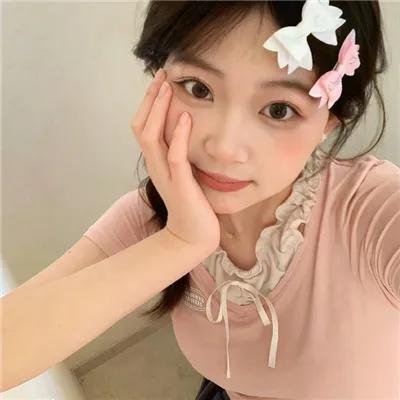 粉红色和铲子